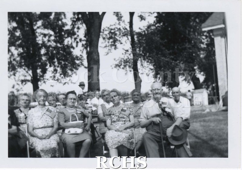 Black and white photograph of the class of 1893 at West Center School's farewell reunion, 09/03/1961.