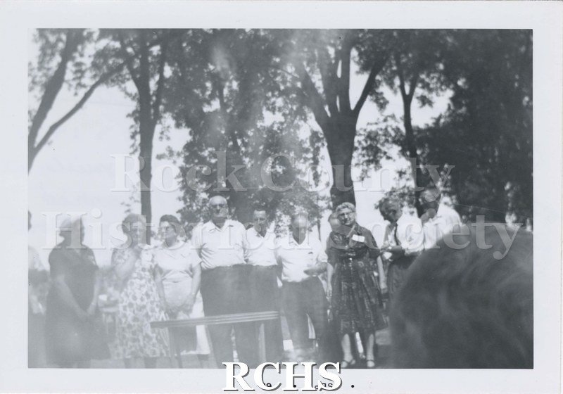 Black and white photograph of the West Center School farewell reunion, 09/03/1961.