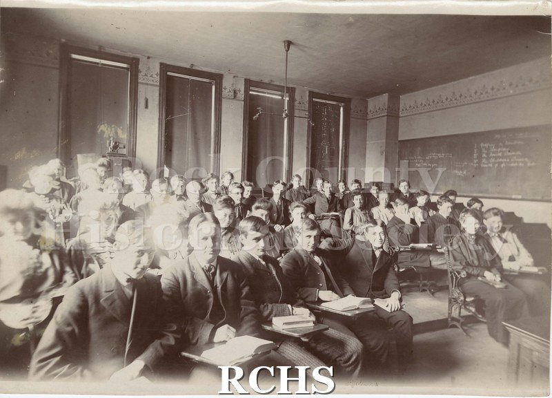 Black and white photograph of 1904-1905 Mr. Arbuttenot's Physics class, Janesville High, showing Mr. Arbuttenot's Physics class at Janesville High, 1904-1905.
