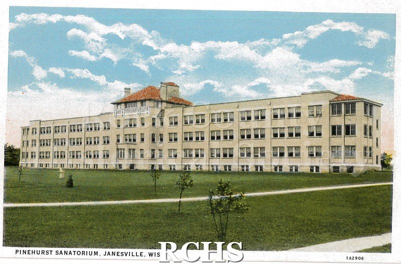 Postcard. Colorized image of Pinehurt Sanatorium in Janesville, Wisconsin. The sanatorium treated tuberculosis patients from 1929-1983.
