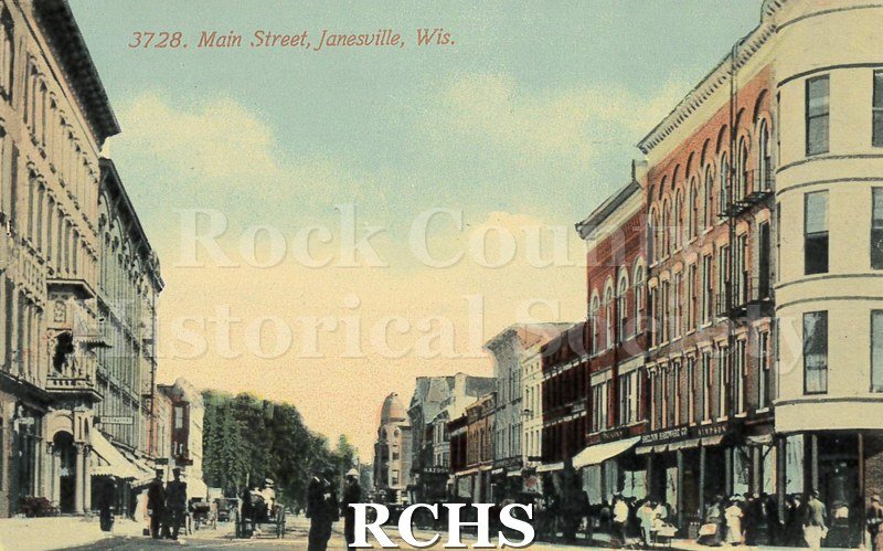 Postcard of 3728 Main Street. Reverse has handwritten note in Black-blue ink addressed to "Miss Josie Schilder/ Pound Wis.