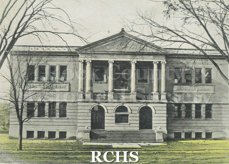 Postcard. Tinted image of the exterior of Janesville Public Library.