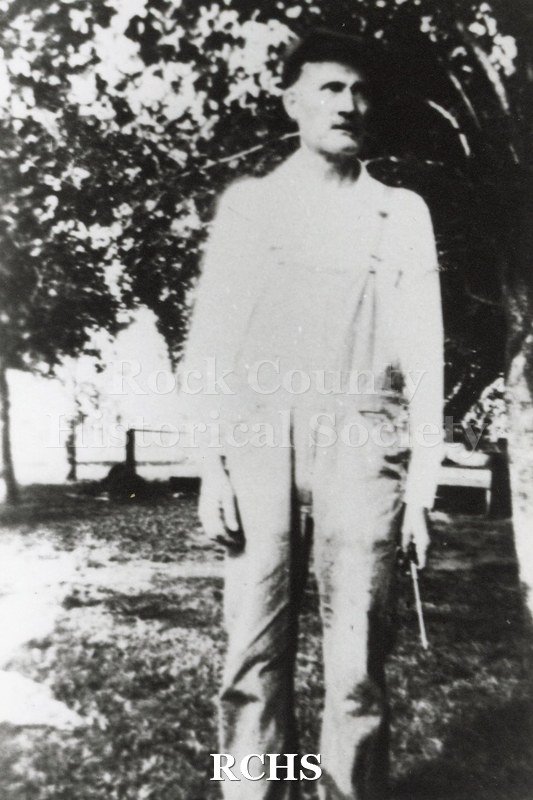 Black and white photograph of Thorwald Samson around sixty-five years of age.