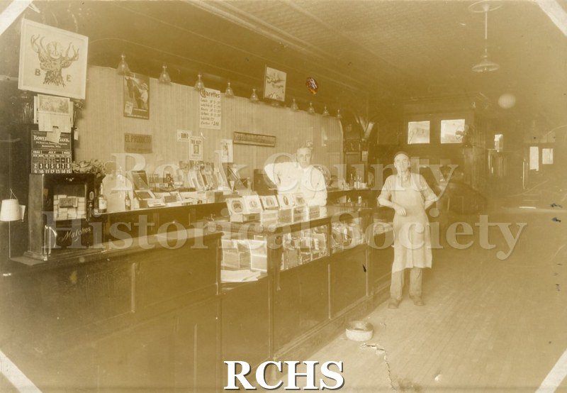 Black and white photograph of Sim's Tavern, located 23 N. Main Street. Owner was Simon Dorn.