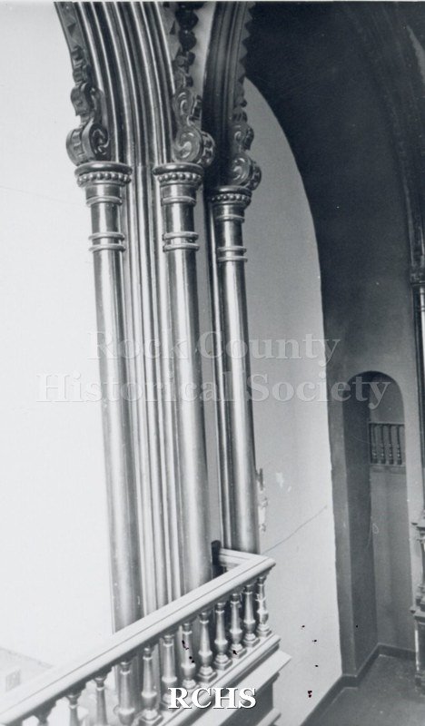 Black and white photograph of the Court Street Methodist Church. Shows the detailing of a pillar.