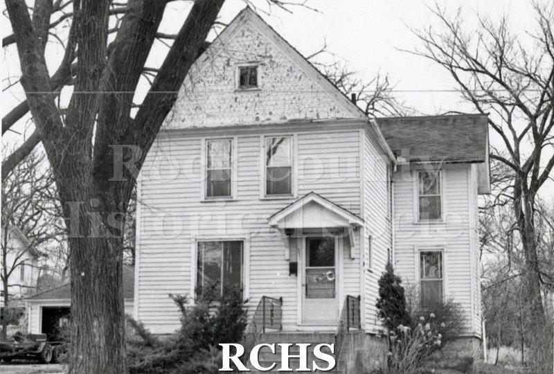 Black and white photograph of 519 Madison St., Janesville, WI (demolished c. July 1, 1971).