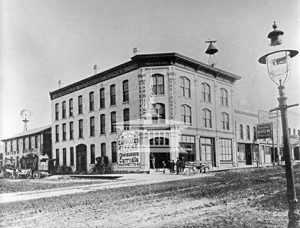 Historic Photo: H. Buchholz and Co.s Carriage Factory without label_retouched_sm_wm